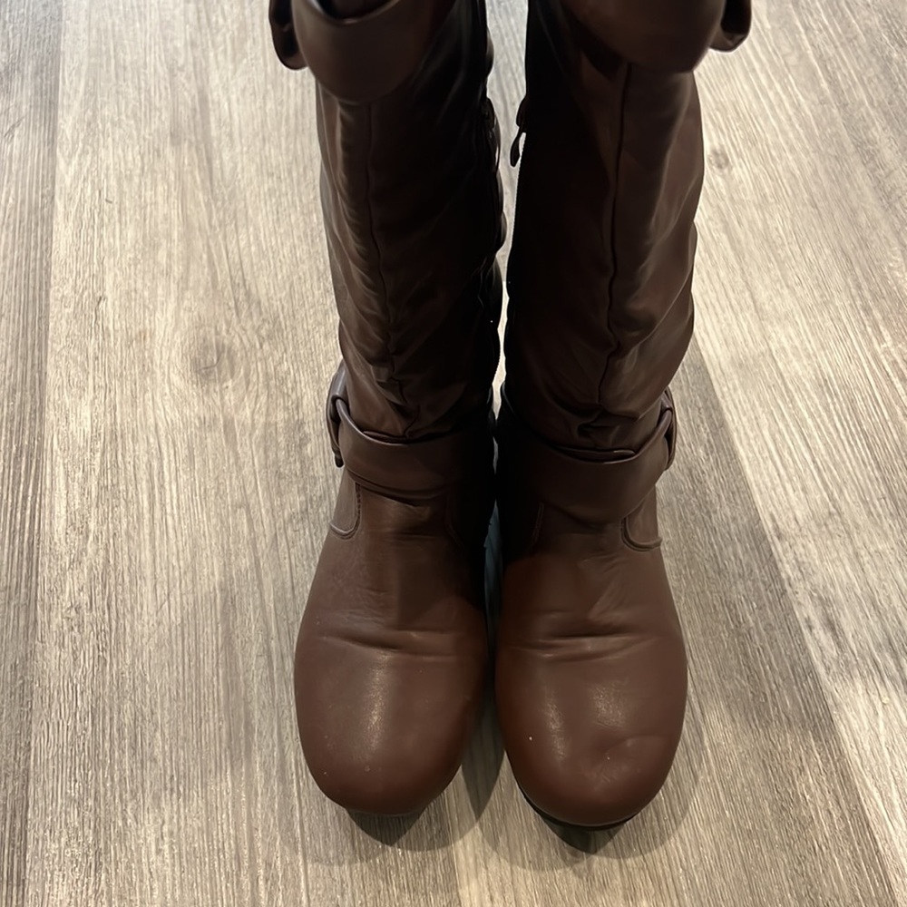 Very Volatile faux leather boots, EUC - Picture 6 of 8